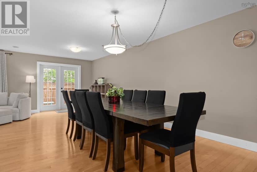 36 Lasalle Court — photo 14 of 29