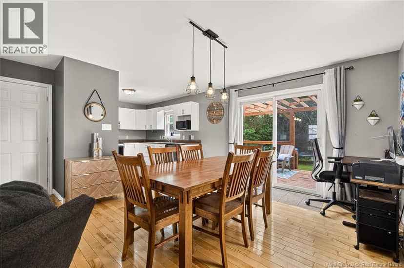 101 Merlot Crescent — photo 14 of 40