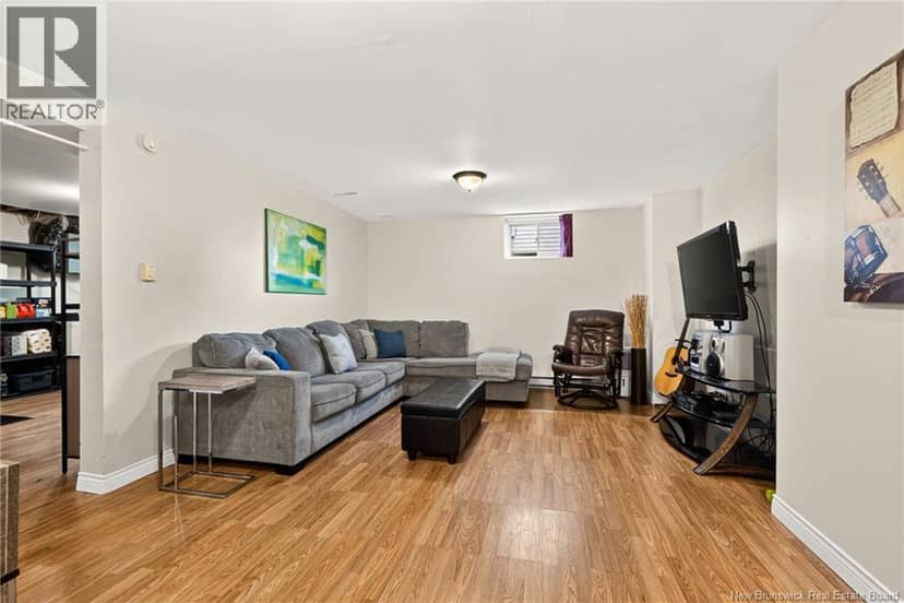 101 Merlot Crescent — photo 30 of 40