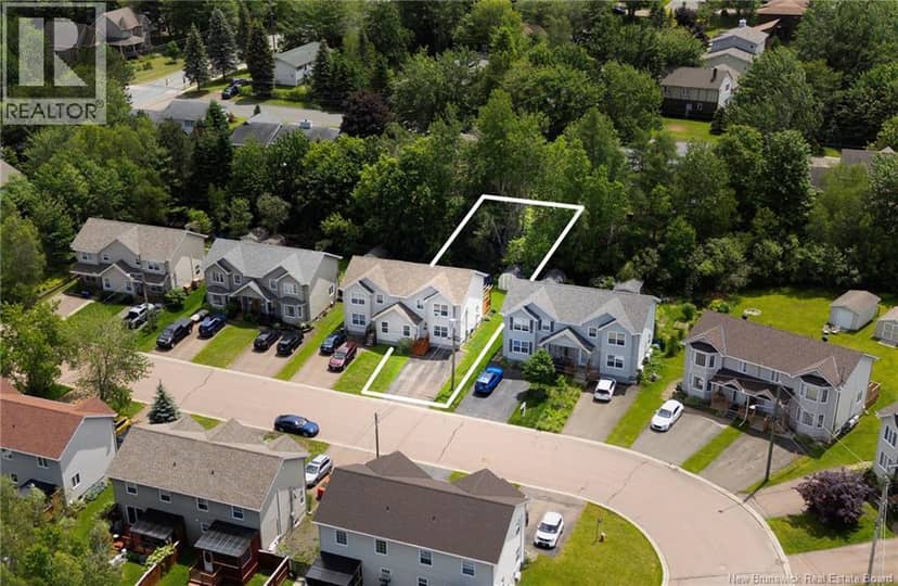 101 Merlot Crescent — photo 4 of 40