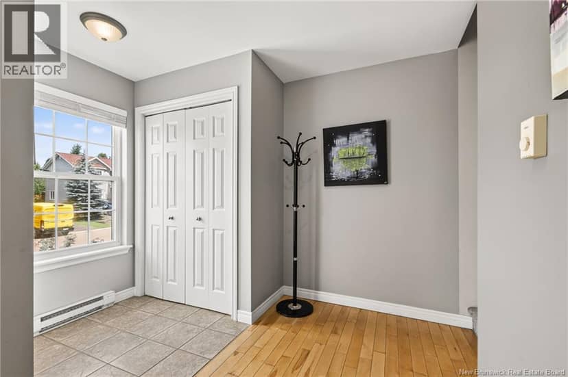 101 Merlot Crescent — photo 7 of 40