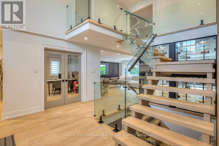 365 Kennedy Street W, Aurora, photo 8