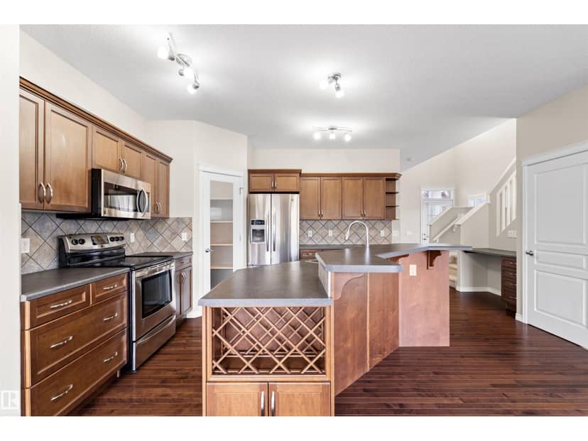 6023 208 ST NW, Edmonton, photo 6