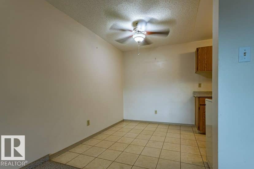 #212 5316 118 AV NW NW — photo 10 of 30