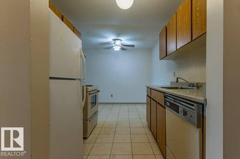 #212 5316 118 AV NW NW — photo 13 of 30