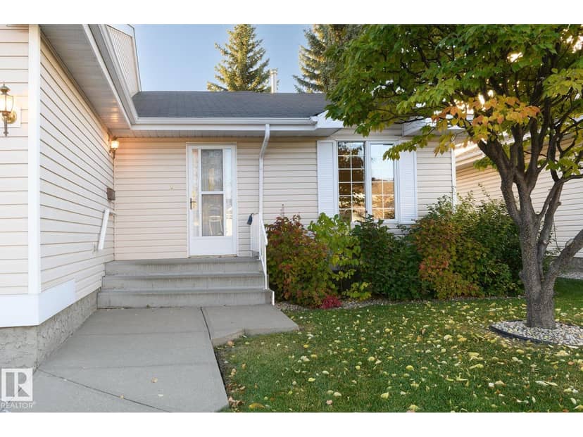 #27 13217 155 AV NW, Edmonton, photo 2
