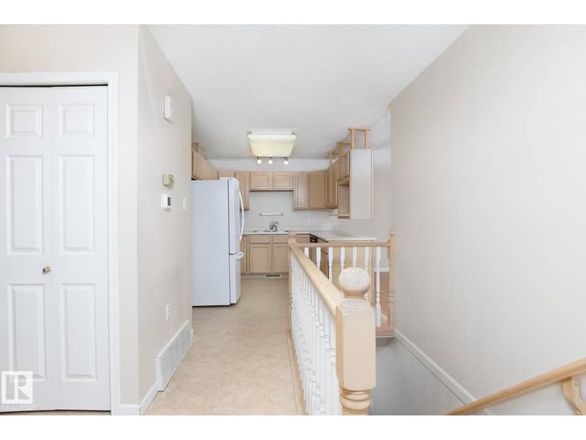 #27 13217 155 AV NW, Edmonton, photo 5