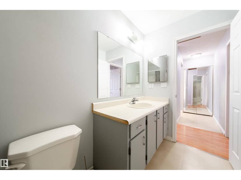 3908 41 AV NW — photo 26 of 40