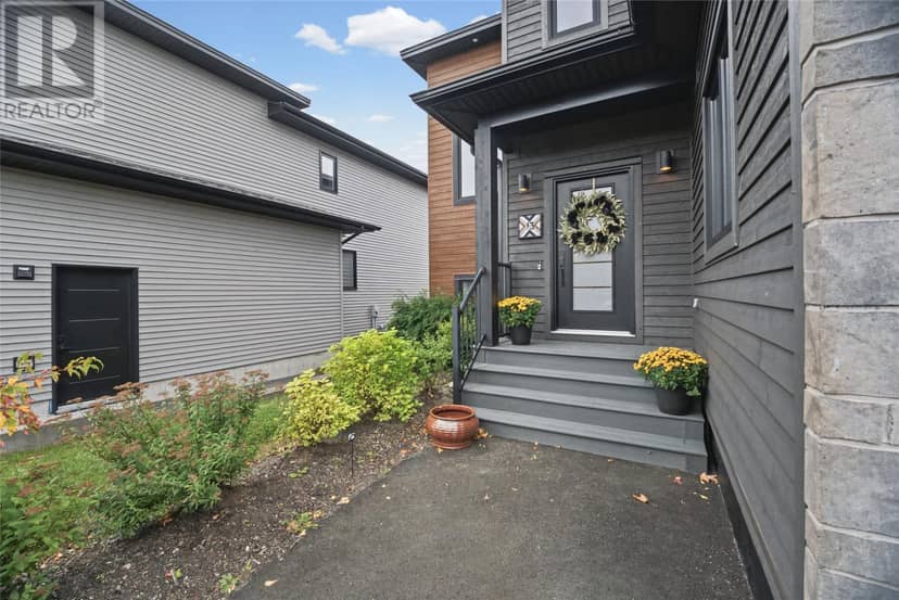 13 Terry Lane — photo 37 of 40