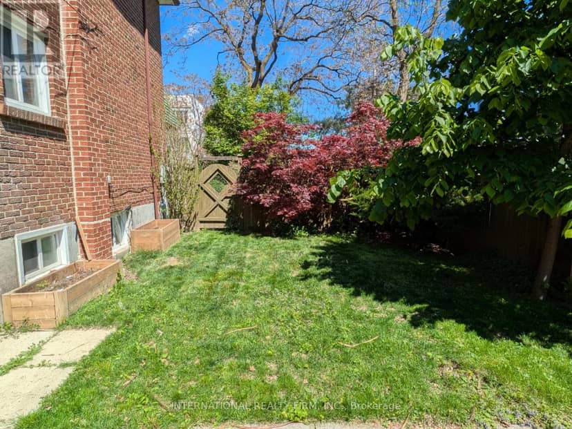50 Denison Avenue — photo 13 of 40