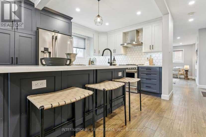 50 Denison Avenue — photo 3 of 40