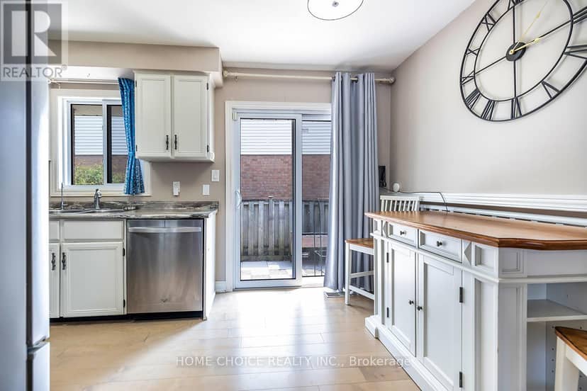 34 Goldpine Avenue — photo 18 of 40