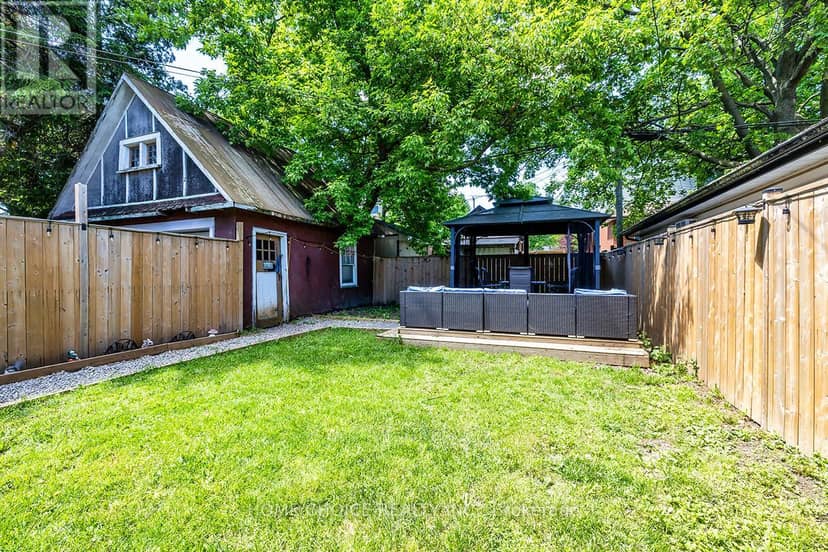 140 Gladstone Avenue — photo 34 of 40