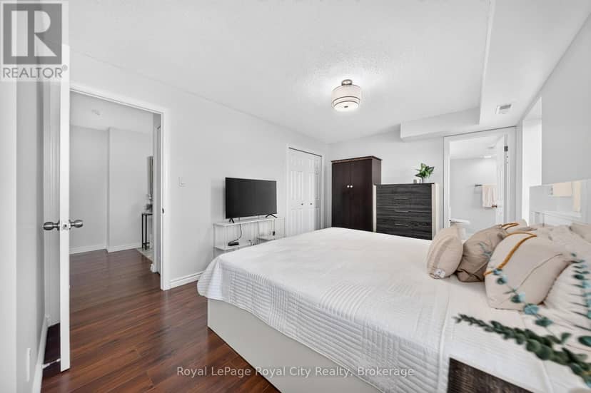 701 - 281 Bristol Street — photo 30 of 40
