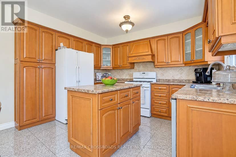 102A Whitfield Avenue — photo 19 of 40