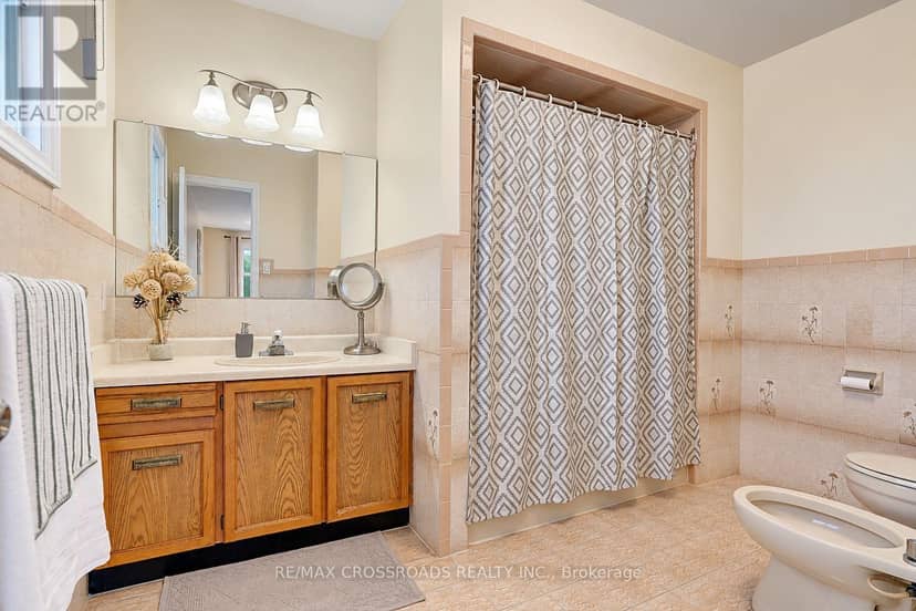 102A Whitfield Avenue — photo 28 of 40