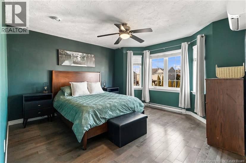 34 Christopher Crescent — photo 11 of 21