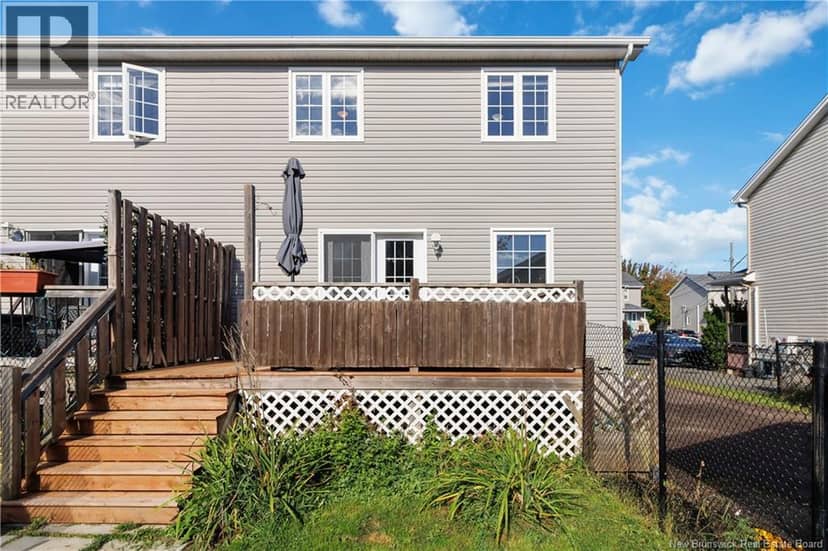 34 Christopher Crescent — photo 21 of 21