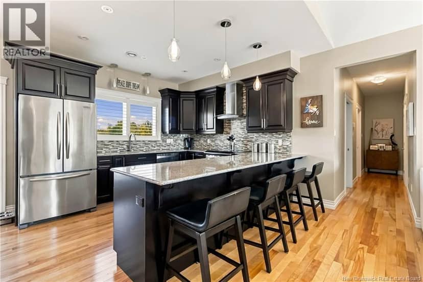 29 Salengro Crescent — photo 13 of 40