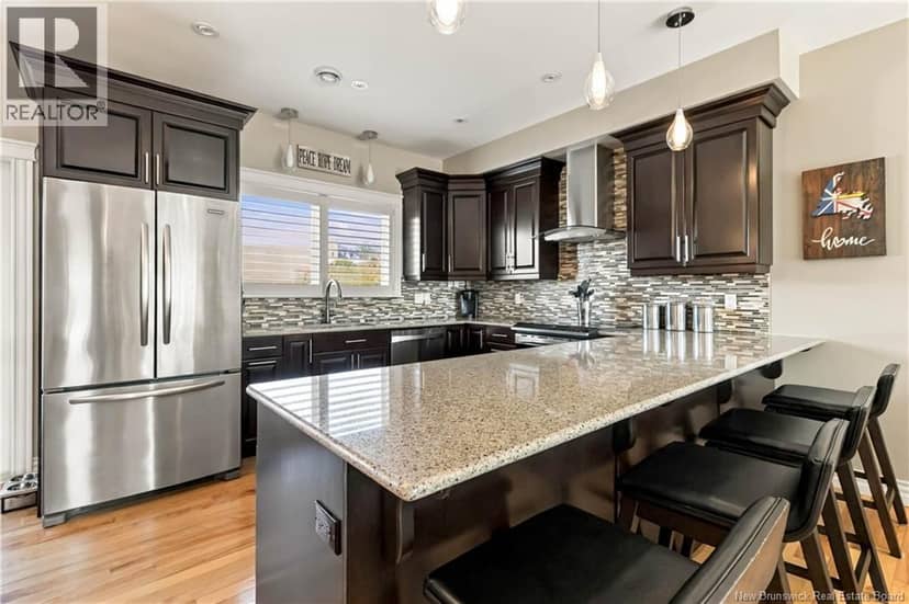 29 Salengro Crescent — photo 14 of 40