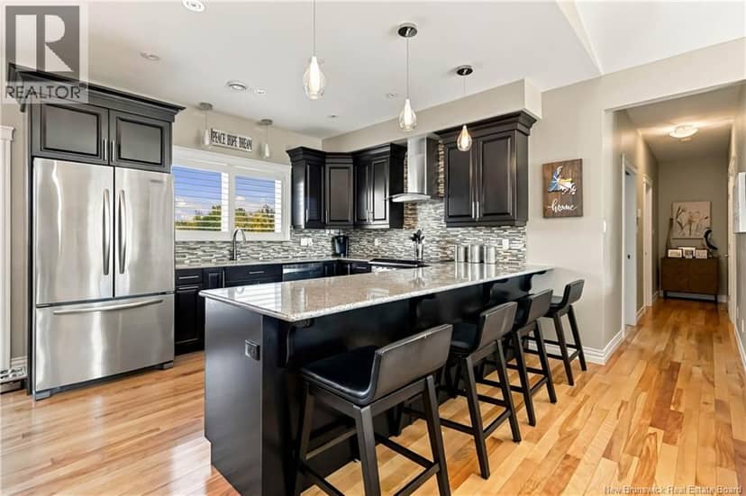 29 Salengro Crescent — photo 19 of 40