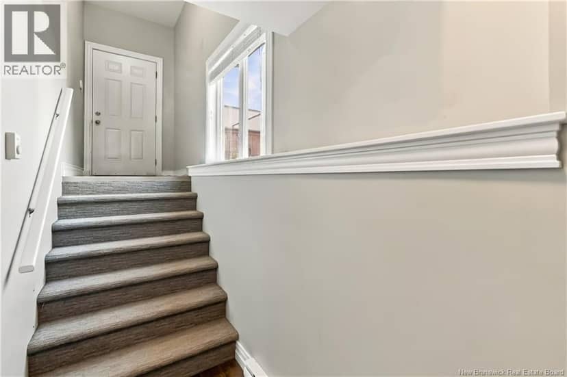 29 Salengro Crescent — photo 32 of 40