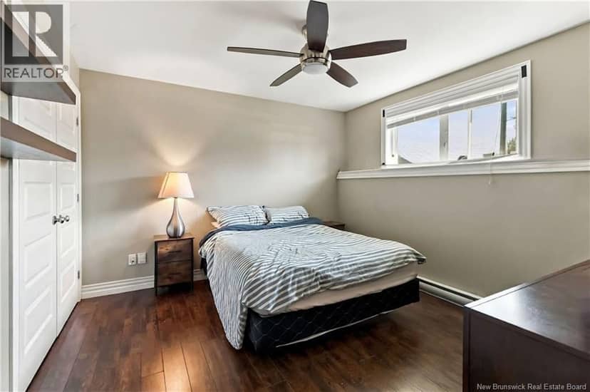 29 Salengro Crescent — photo 35 of 40