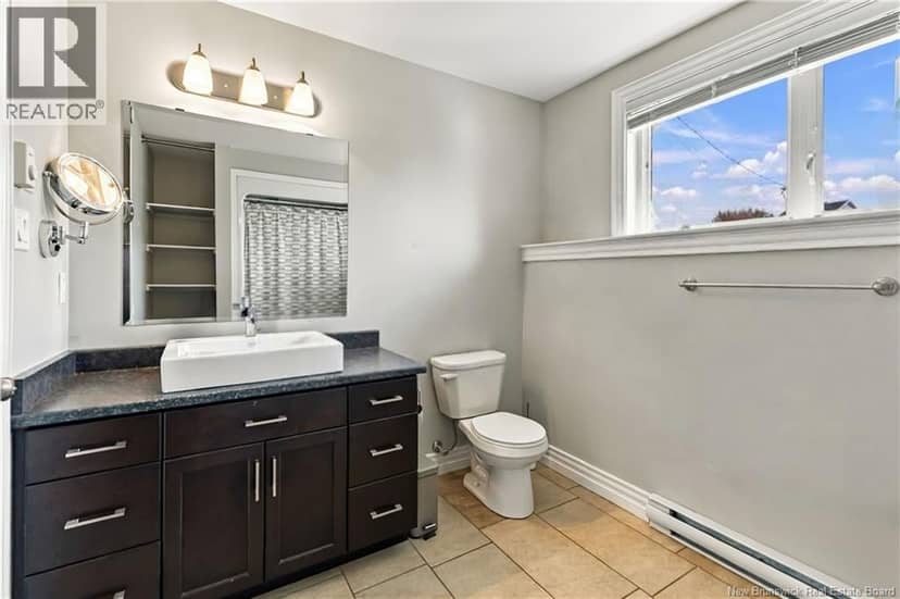 29 Salengro Crescent — photo 37 of 40