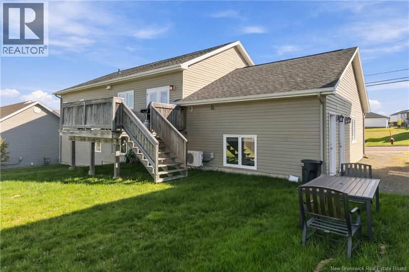 29 Salengro Crescent — photo 4 of 40