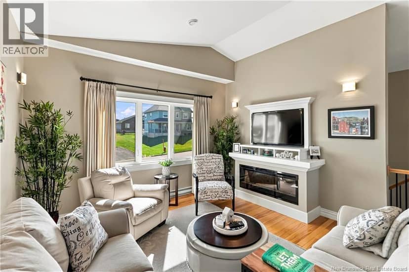 29 Salengro Crescent — photo 9 of 40