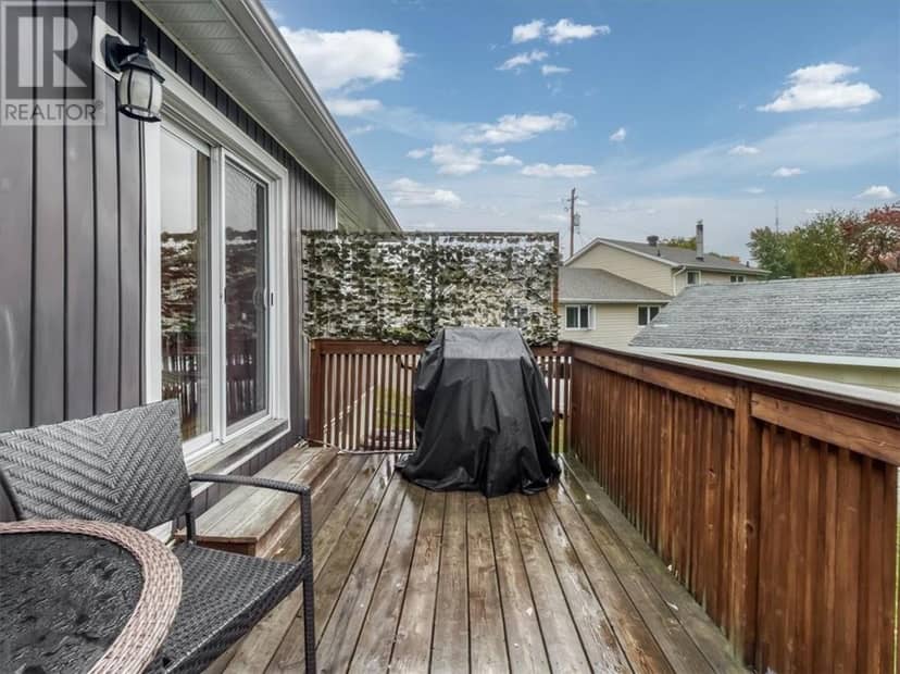 18 Wickwas Street — photo 7 of 39