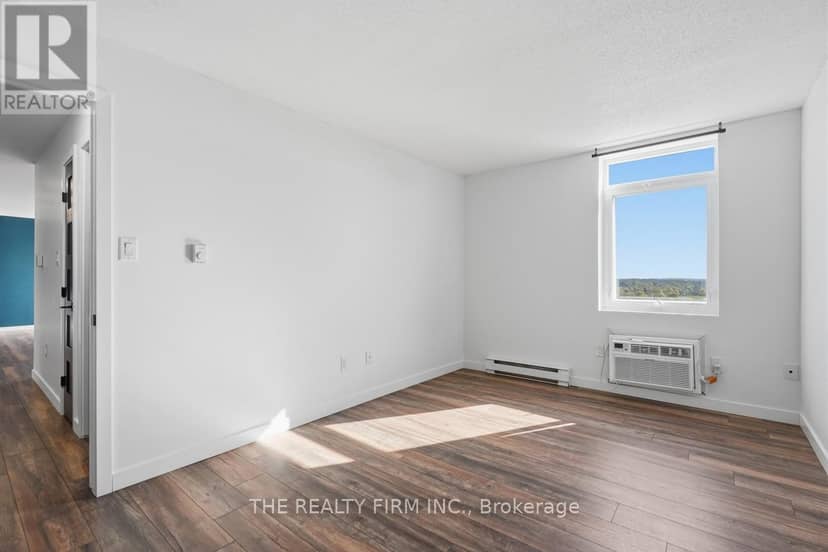 1210 - 45 Pond Mills Road — photo 26 of 40