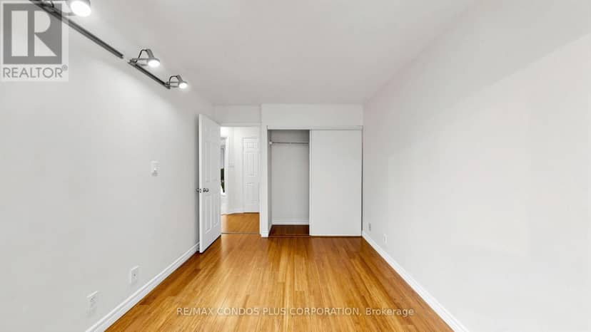702 - 717 Bay Street — photo 26 of 37