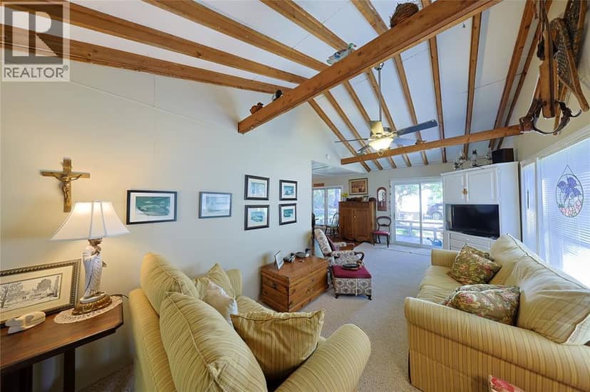 9906 Lake Road — photo 10 of 24