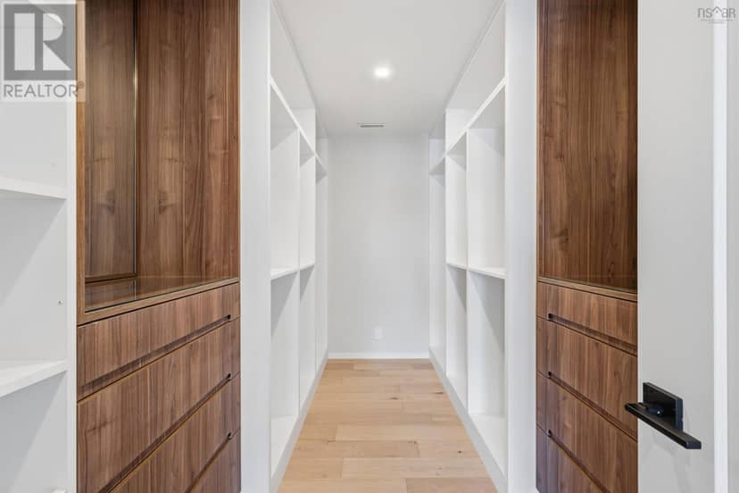 103 Canoe Crescent — photo 32 of 40