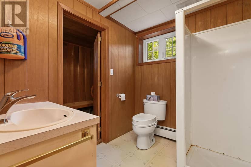 28 Oakview Drive — photo 32 of 40