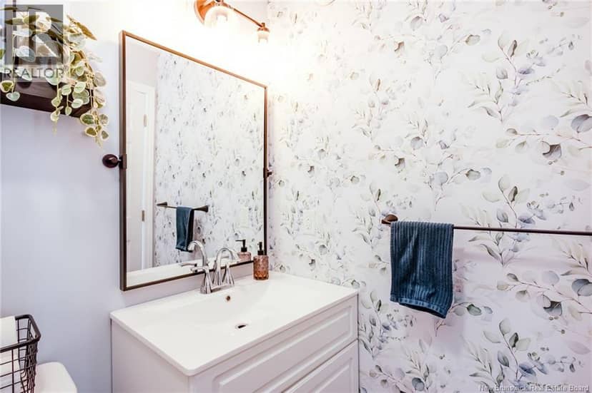 31 Kappa Avenue — photo 16 of 40