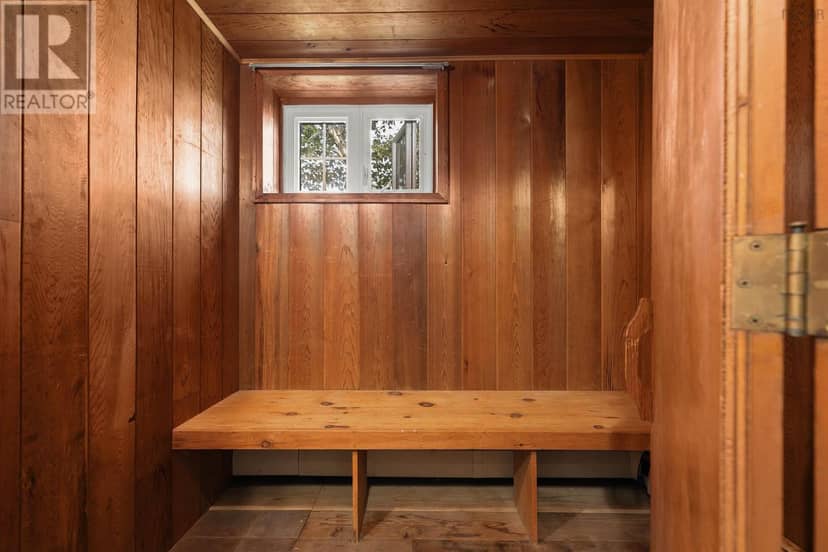 28 Oakview Drive — photo 33 of 40