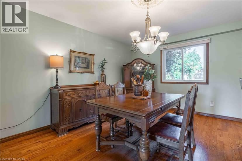 15 CLARE INNIS Court — photo 13 of 40