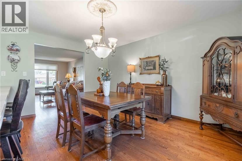 15 CLARE INNIS Court — photo 16 of 40
