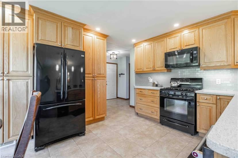 15 CLARE INNIS Court — photo 19 of 40