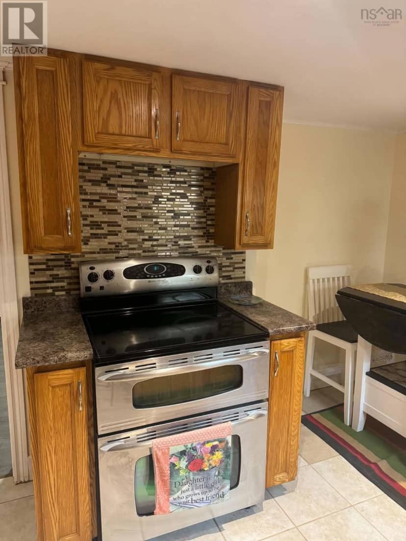 464 Greenville Road — photo 9 of 37