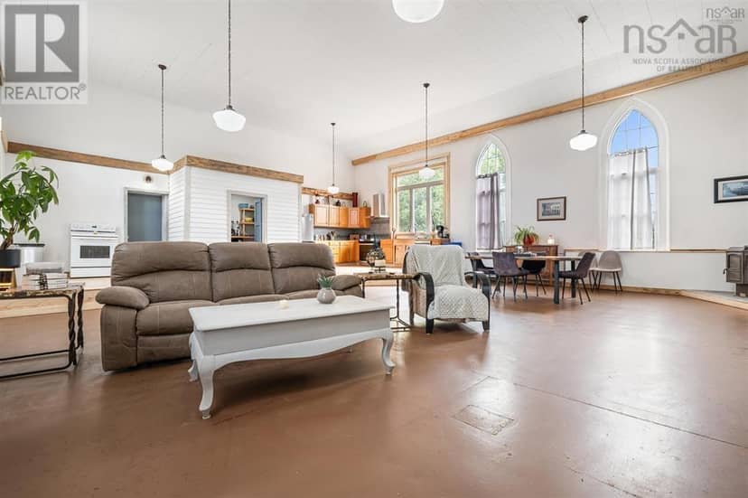 10563 Highway 2, Springhill, photo 8