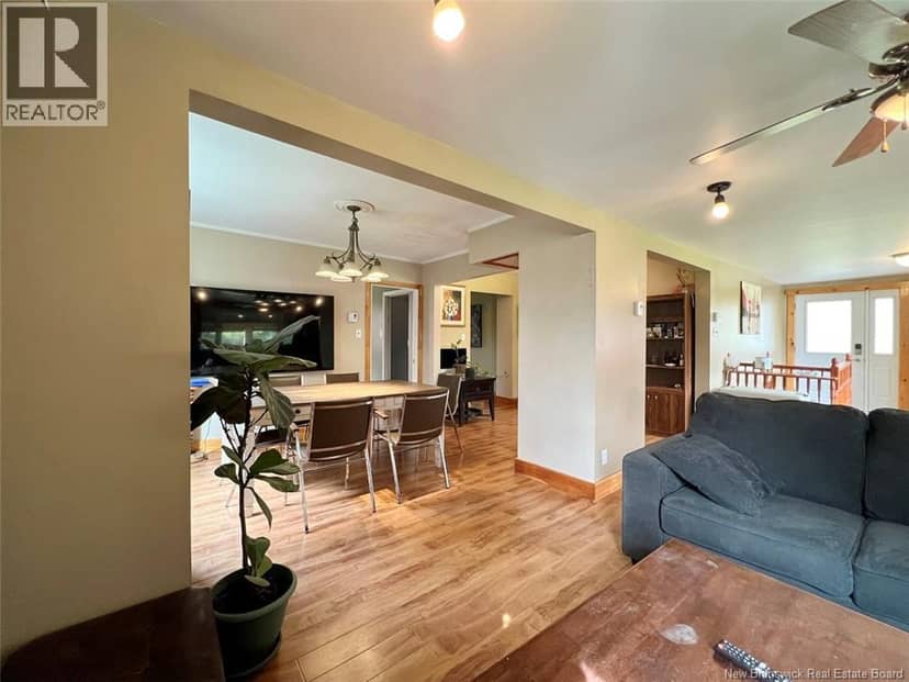 30 Hubert Street — photo 11 of 40