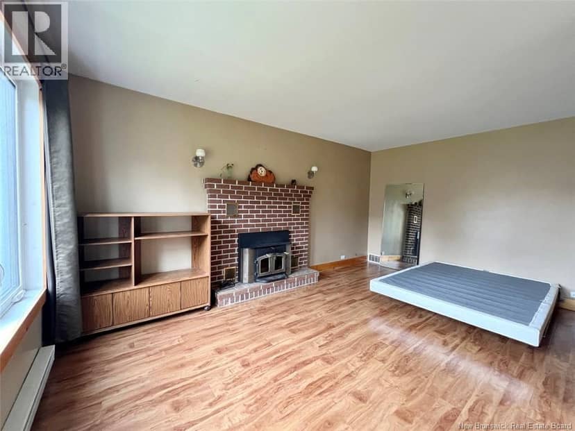 30 Hubert Street — photo 15 of 40