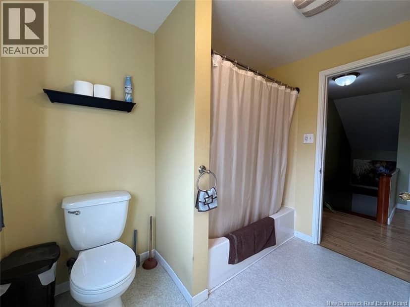 30 Hubert Street — photo 36 of 40