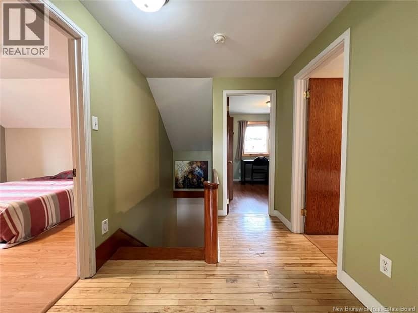30 Hubert Street — photo 37 of 40