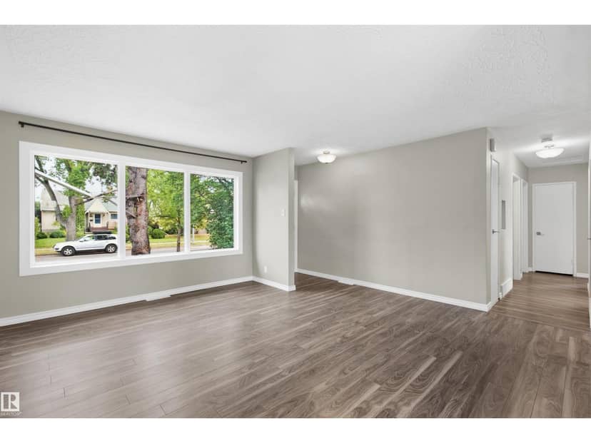7715 76 AV NW, Edmonton, photo 3