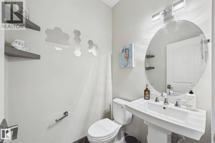 48 Lundberg Crescent — photo 15 of 40