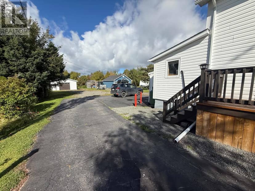 12 Memorial Avenue, Botwood, photo 6